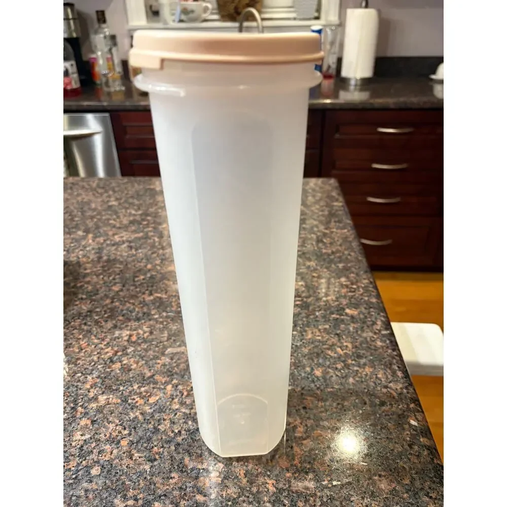 Tupperware Vintage Clear Spaghetti Keeper 11